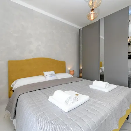 Mgh Porto Deluxe Lägenhet *