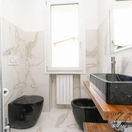 Mgh Porto Deluxe Appartement Sirmione
